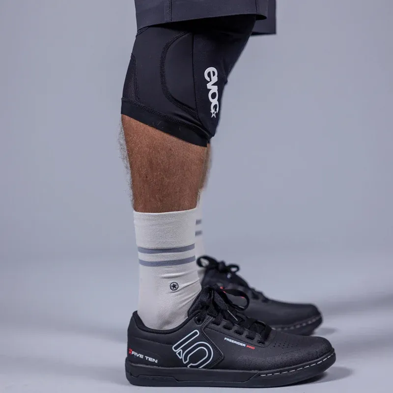 EVOC Knee Protector LS Flex Lite polvisuojat - Image 4