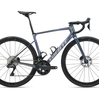 Giant Defy Advanced Pro 0 2025 Endurance maantiepyörä